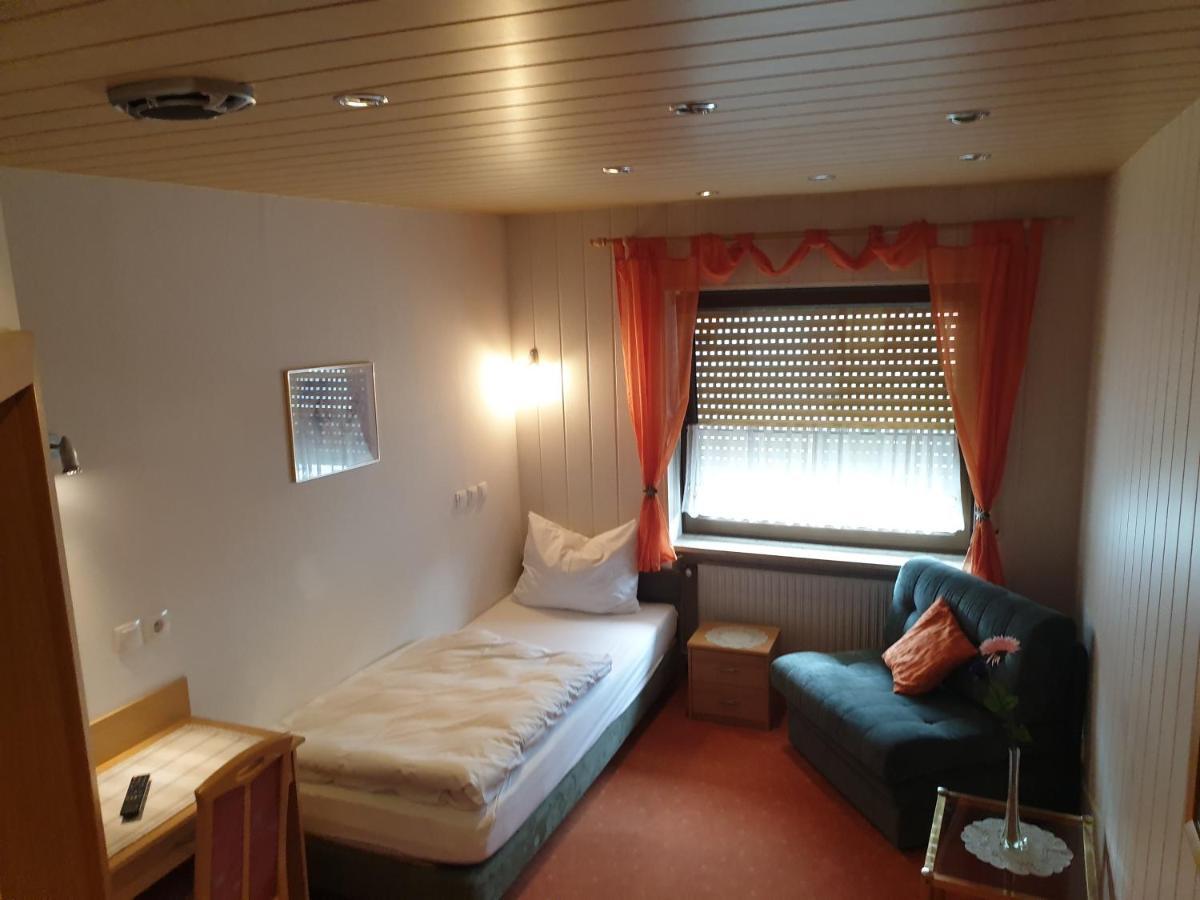 Zum Lindenwirt Hotel Spalt Kültér fotó